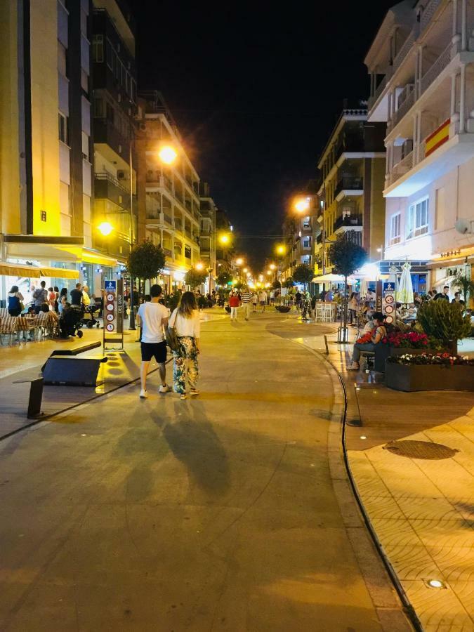 Stor Vaning I Caleta Hamn Torre Del Mar Exterior photo